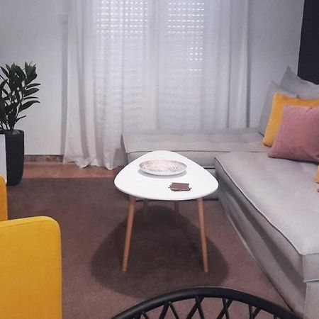 Elegant & Charming Apt. In The Hilton Area Apartment Athens Exterior photo